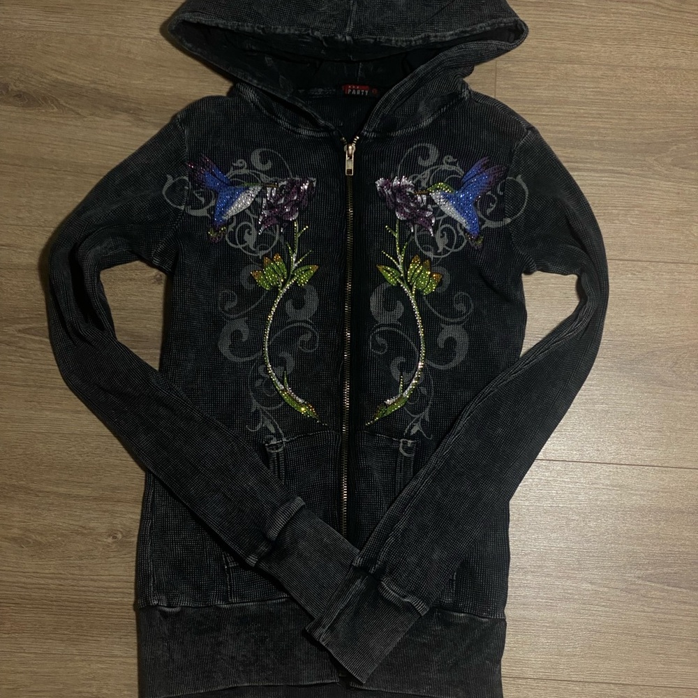 Black embriordered zip up hoodie with humming birds and flower design